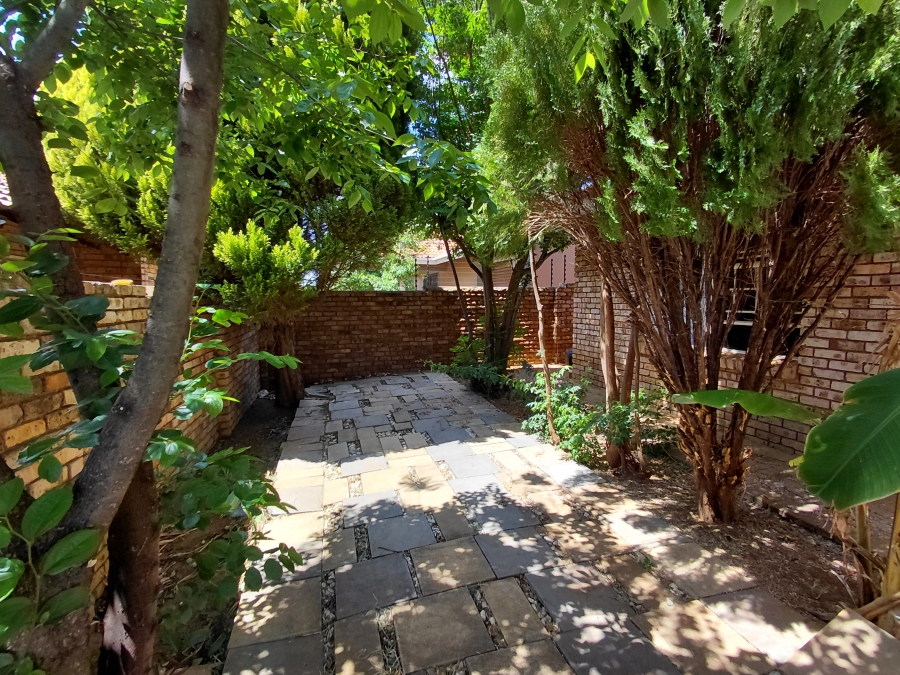 To Let 3 Bedroom Property for Rent in Meiringspark North West